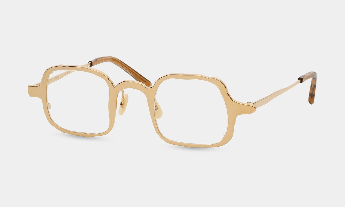SO-masahiro-maruyama-0086-gold-45x27__01.jpg