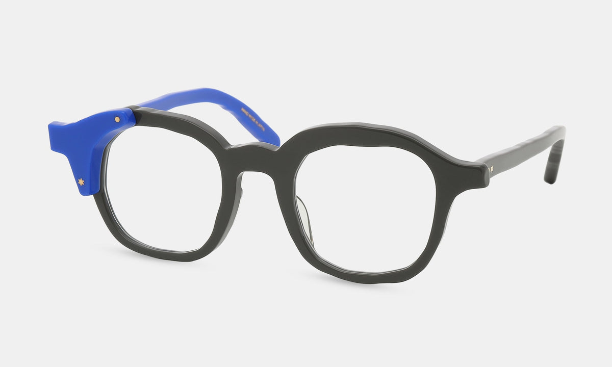 SO-masahiro-maruyama-0098-gray-blue-47x23__01.jpg