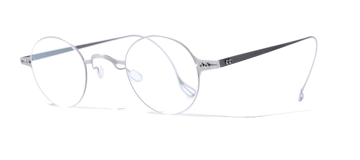 SO-undostrial-fuse-16-01-brushed-silver-light-blue-39x26__01.jpg